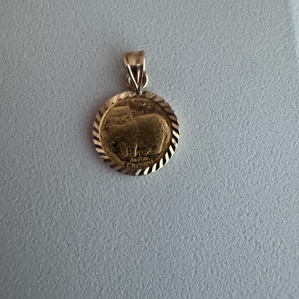 Gold Coin Pendant 1989 Isle Of Man 1/25oz Gold Persian Cat